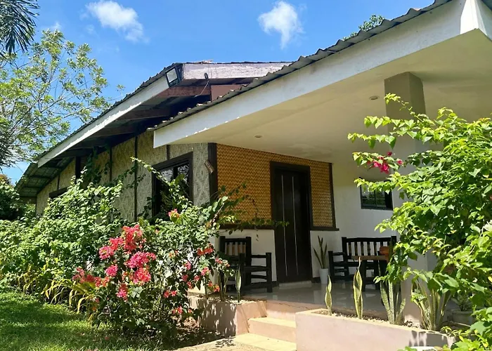 Banlaw Garden Resort