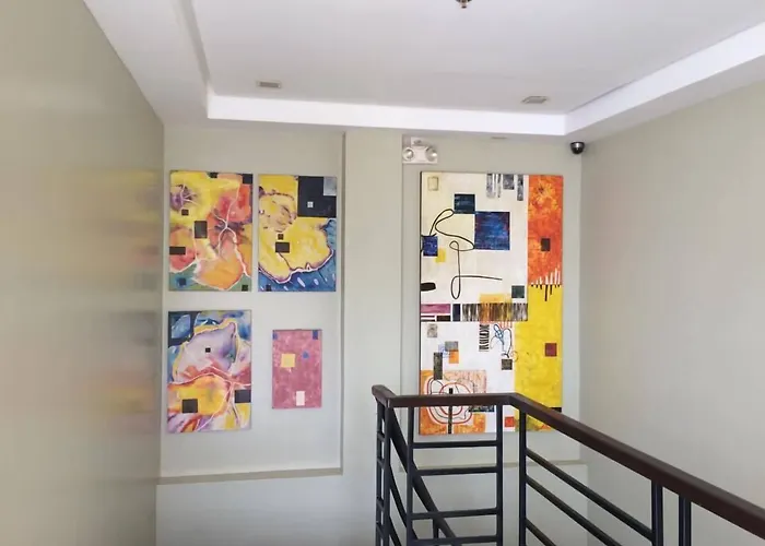 Holiday Suites Puerto Princesa