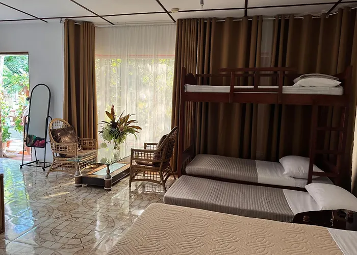 Deep Forest Garden Hotel